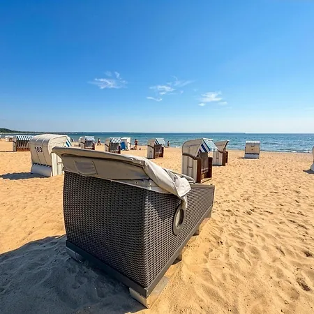 Schlafstrandkorb Nr A Campismo de Luxo Timmendorfer Strand