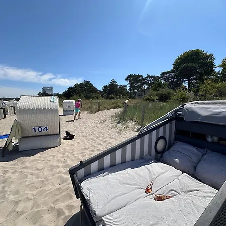 Schlafstrandkorb Nr A * Timmendorfer Strand
